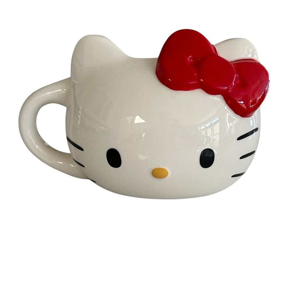 Sanrio Hello Kitty Face Red & White 3D 20oz Ceramic Mug Cup 3 1/2" Tall 2013